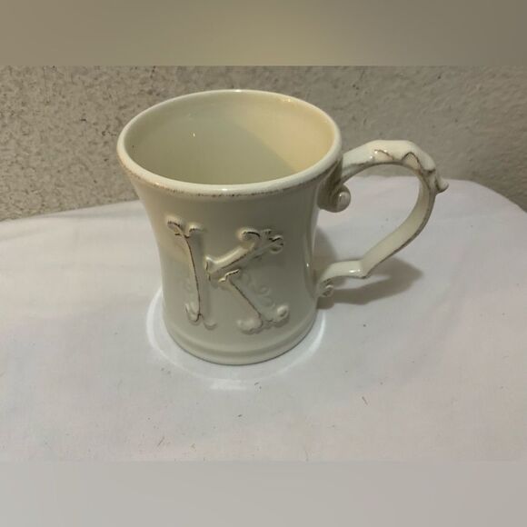 Pier 1 Mug Letter K Monogrammed Antique White Elizabeth Coffee Mug Tea Cup - Picture 1 of 5